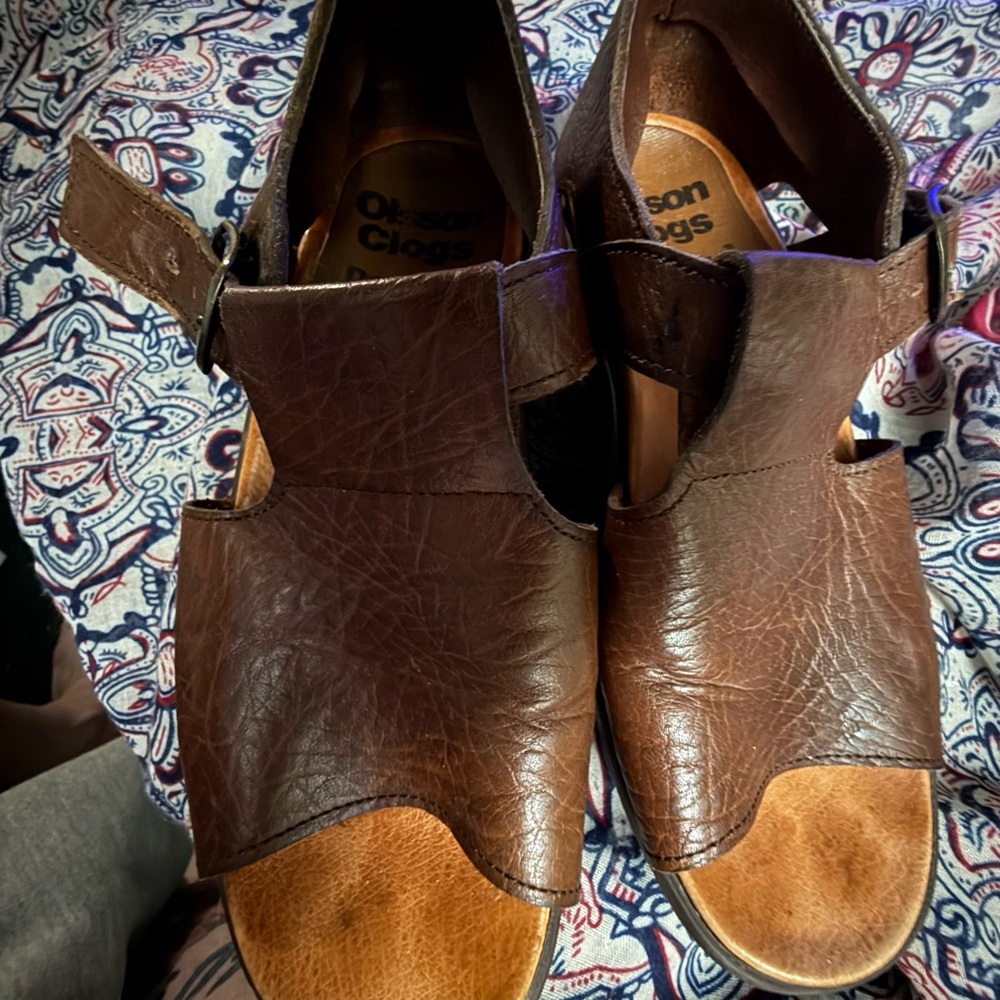 VINTAGE LOVED CLOGS FROM SWEDEN!!!!!!